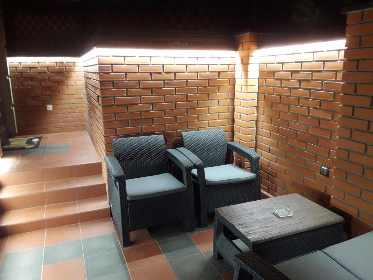 Viktor Apartment *